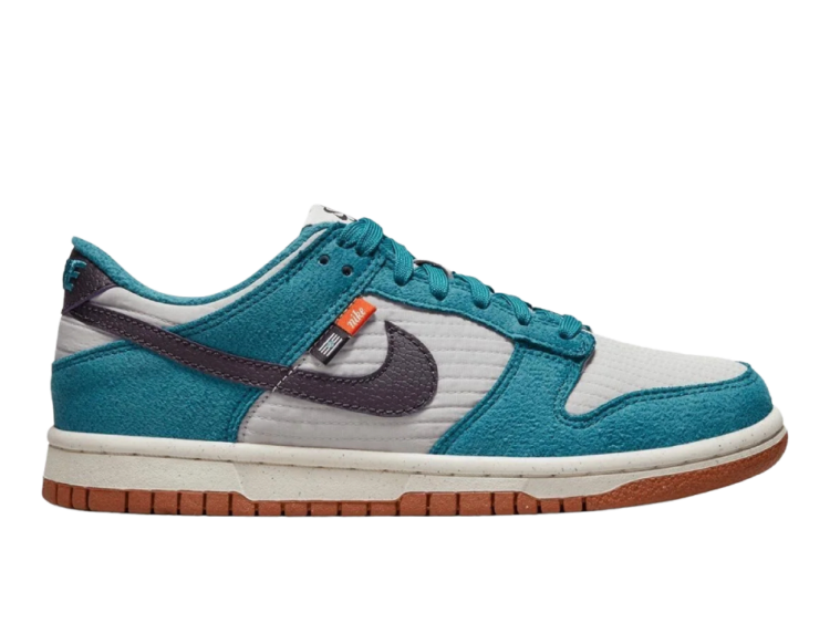 nike dunk low se toasty rift blue (gs)