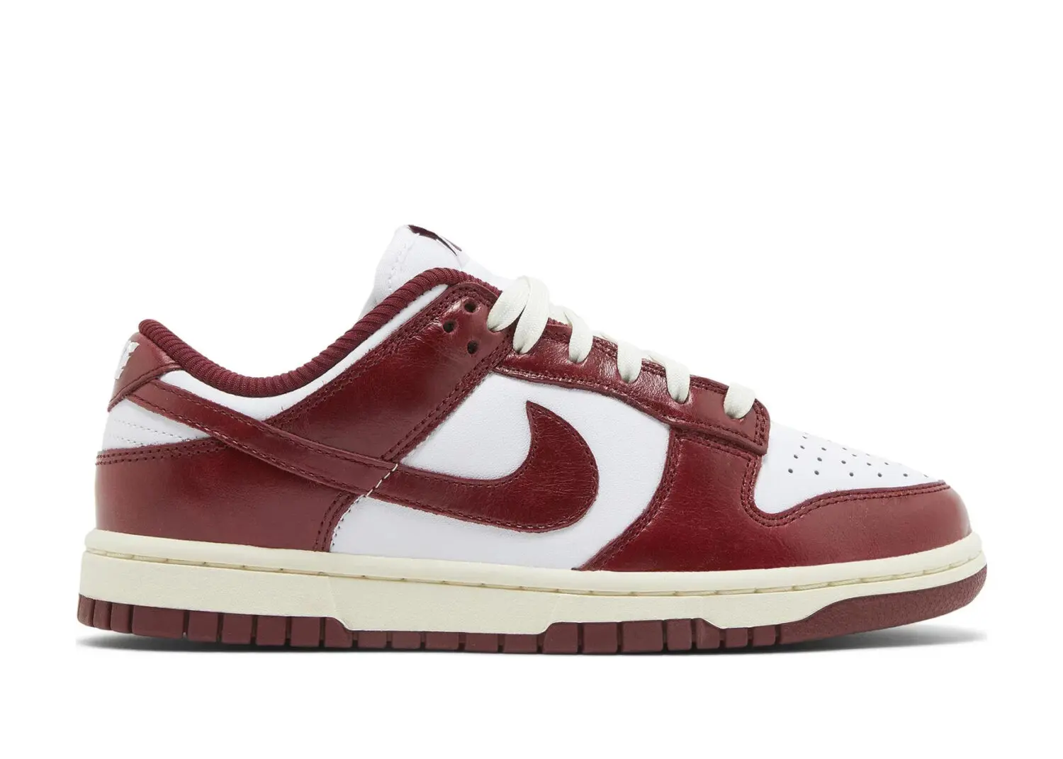 nike dunk low prm vintage team red (w)