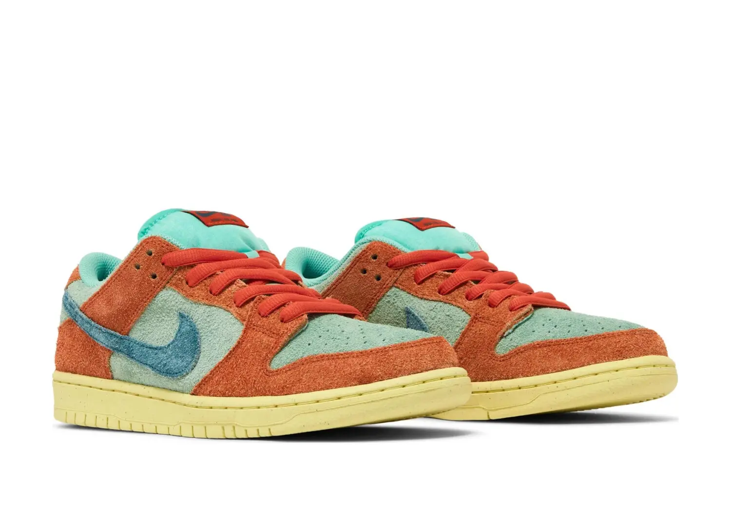 nike sb dunk low orange emerald rise5