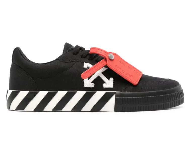 off white vulcanized low canvas black white