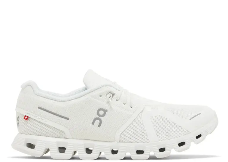 on running cloud 5 undyed white