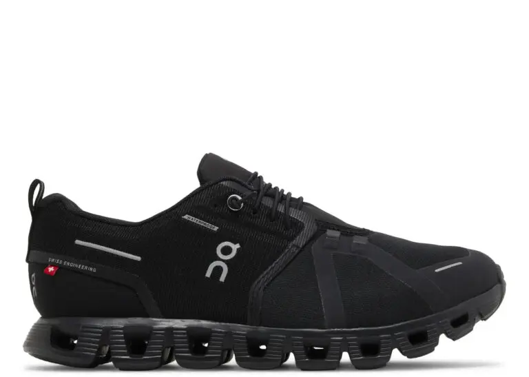 on running cloud 5 waterproof all black (w)