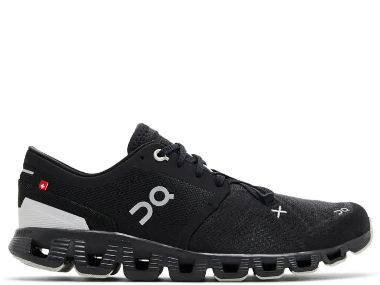 on running cloud x 3 black