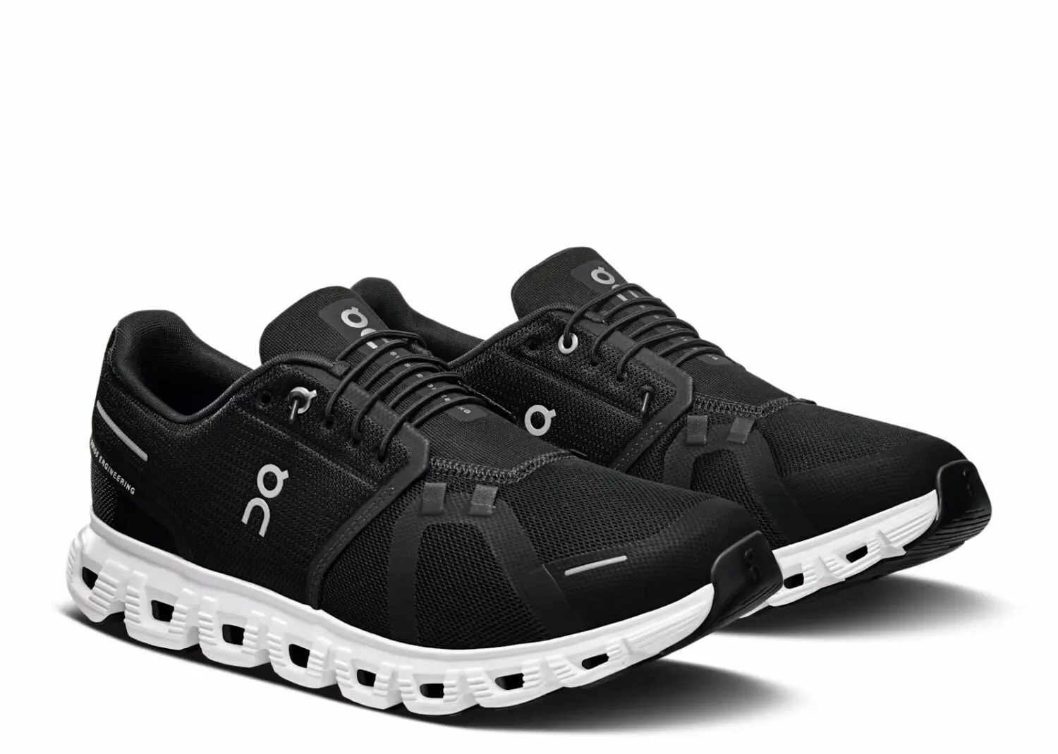 on running cloud 6 black white