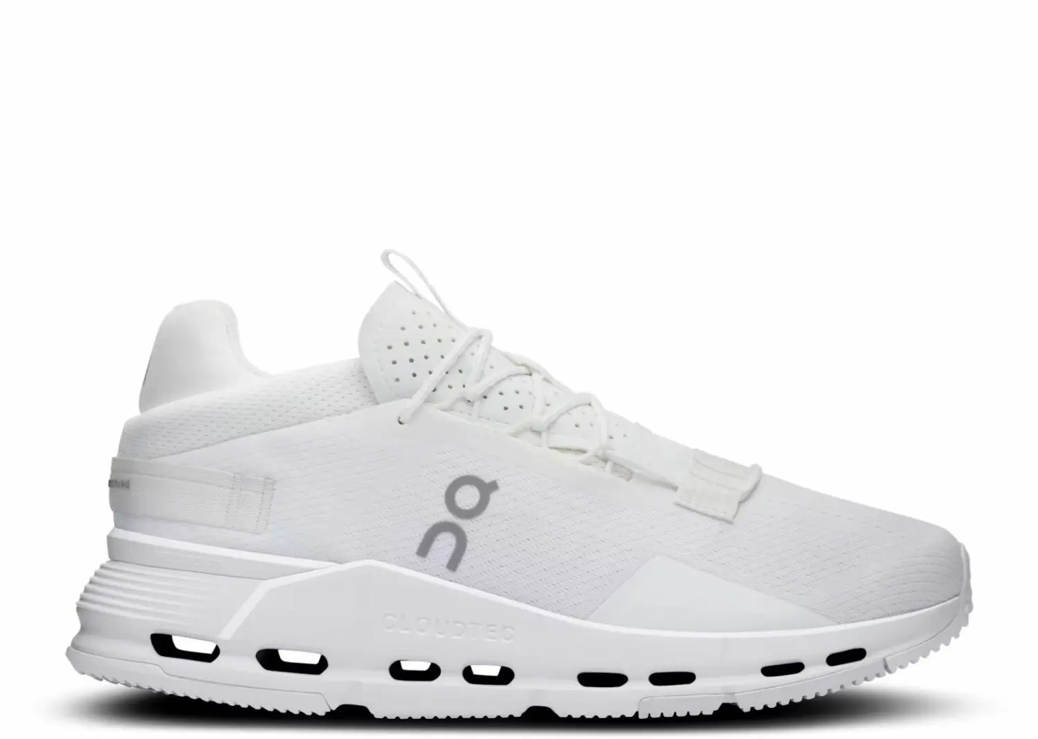 on running cloudnova 2 all white