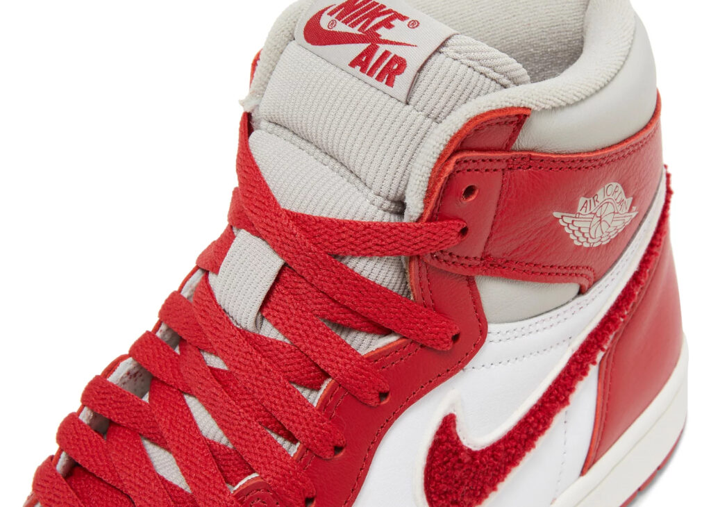 Nike Air Jordan 1 Retro High OG Varsity Red (W) - DJ4891-061