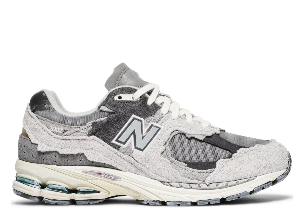 new balance 2002r protection pack rain cloud