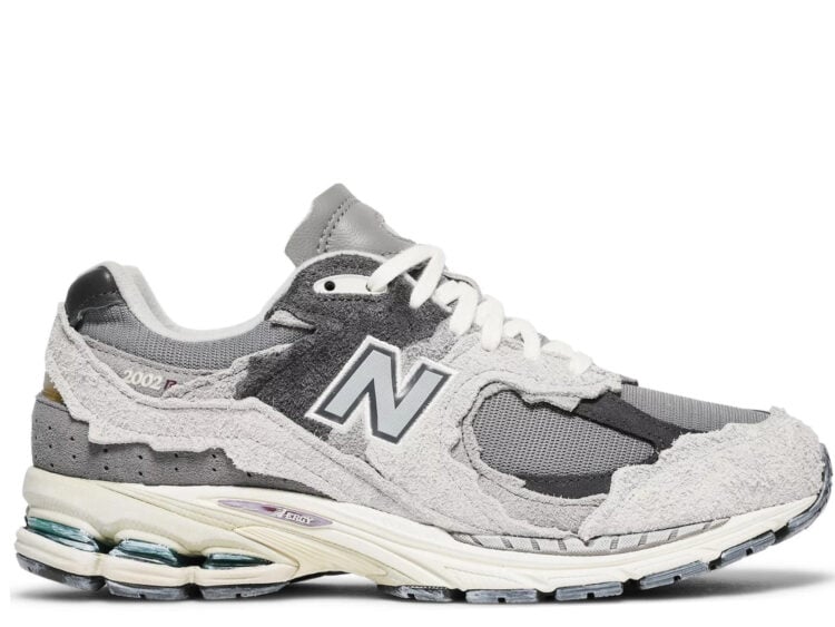 new balance 2002r protection pack rain cloud