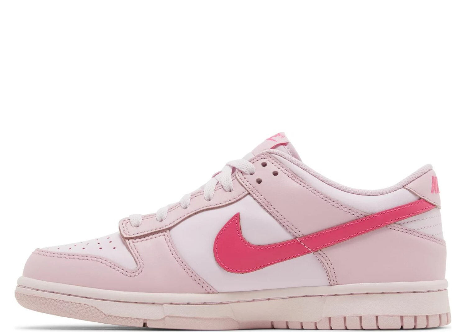 nike dunk low triple pink (gs)