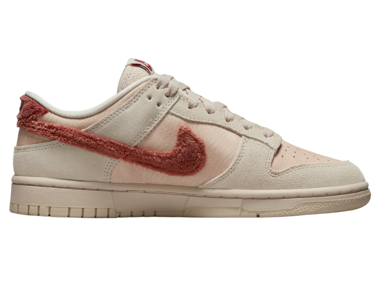 nike dunk low terry swoosh (w)