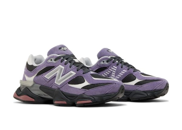 new balance 9060 violet noir5