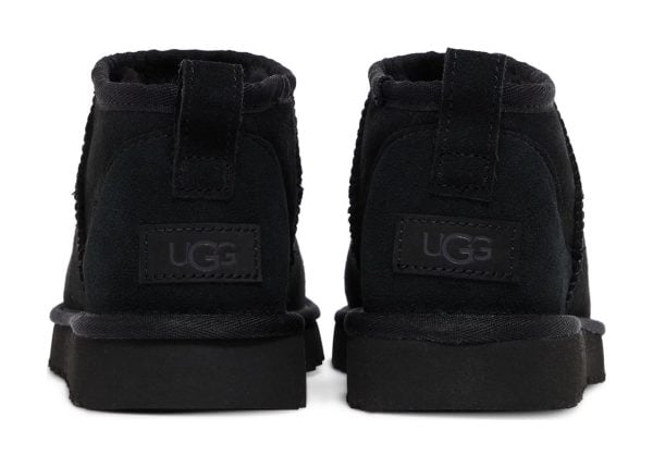 ugg classic ultra mini boot black (w)3