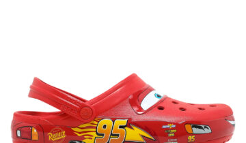 Crocs Classic Clog Lightning McQueen