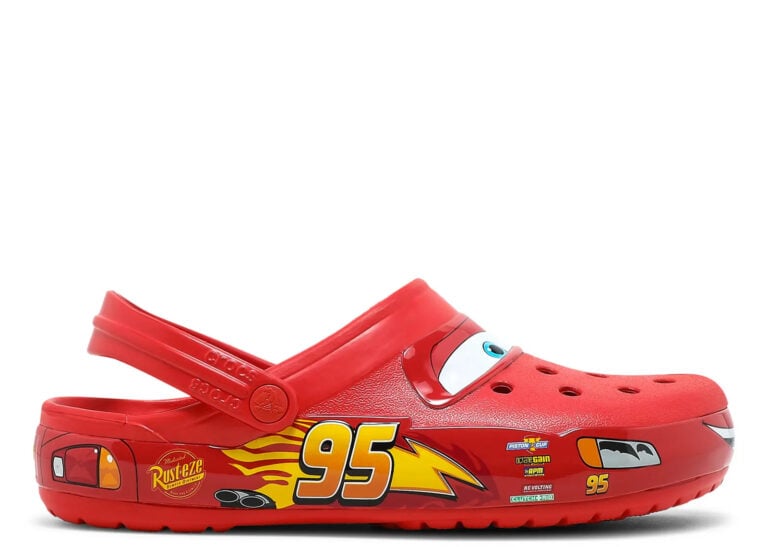 crocs classic clog lightning mcqueen