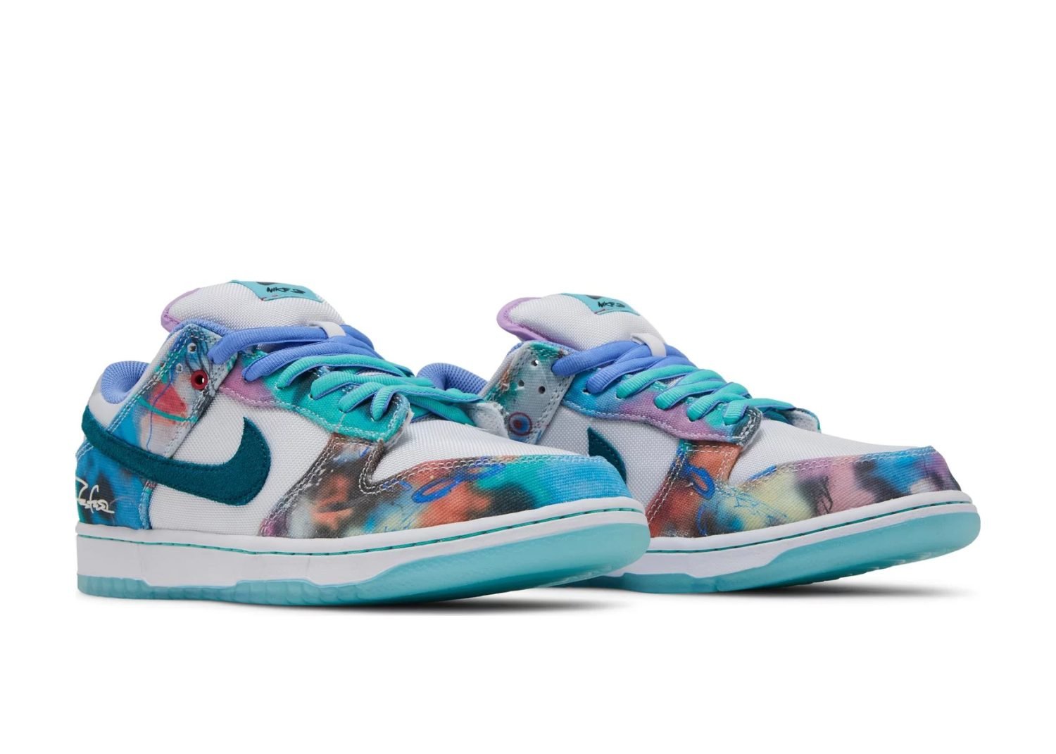 nike sb dunk low futura laboratories bleached aqua 5