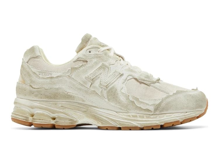 new balance 2002r protection pack distressed