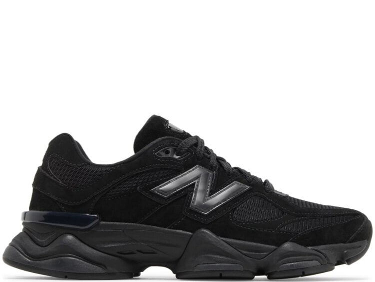 New Balance 9060 Triple Black