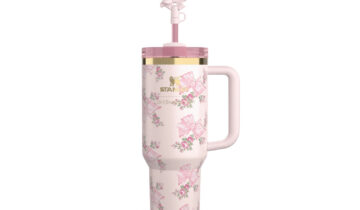 Stanley x LoveShackFancy Flowstate Quencher 40oz Tumbler Pink Mink