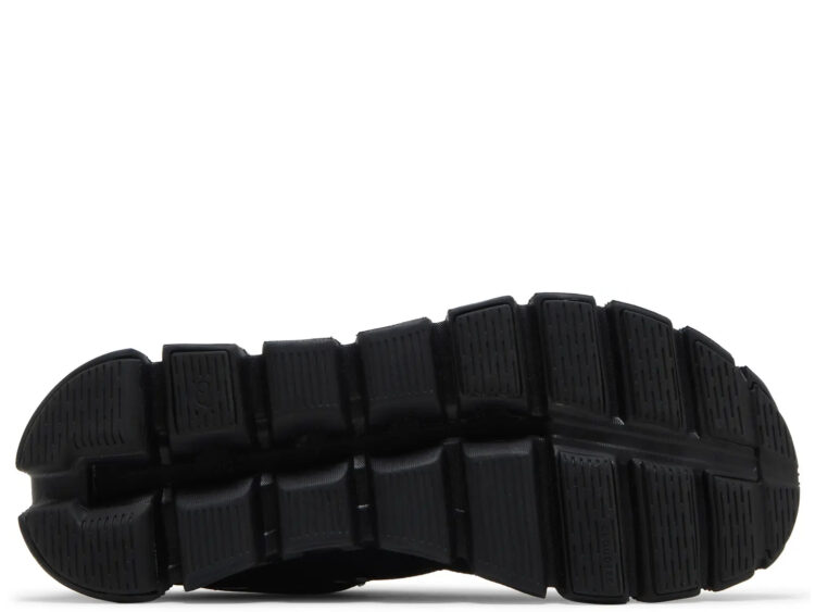 On Running Cloud 5 All Black (W)