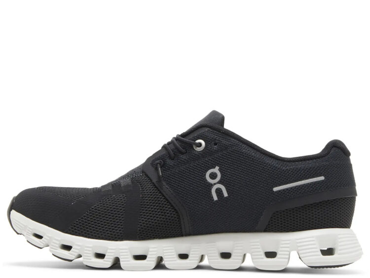 On Running Cloud 5 Black White (W)