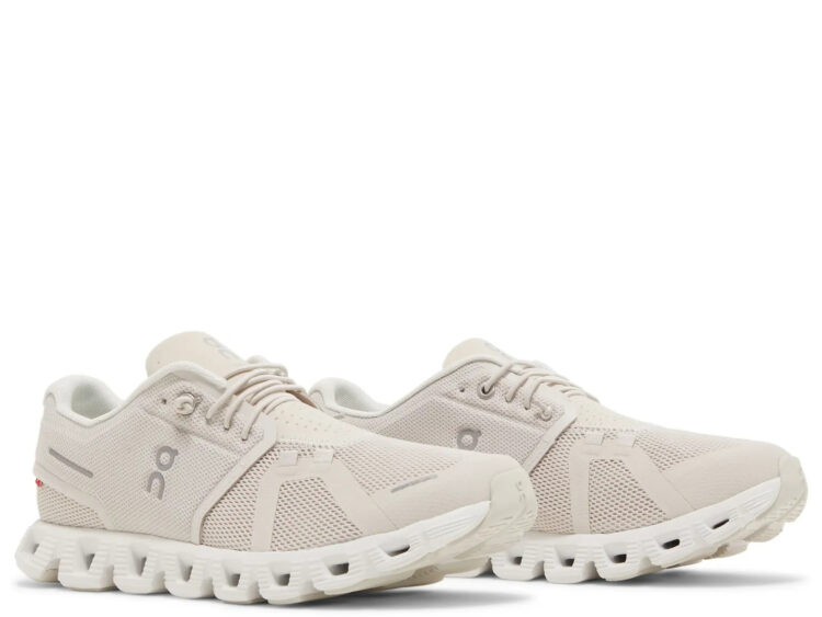 On Running Cloud 5 Pearl White (W)