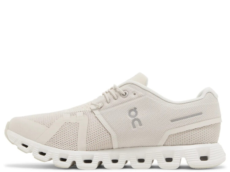 On Running Cloud 5 Pearl White (W)