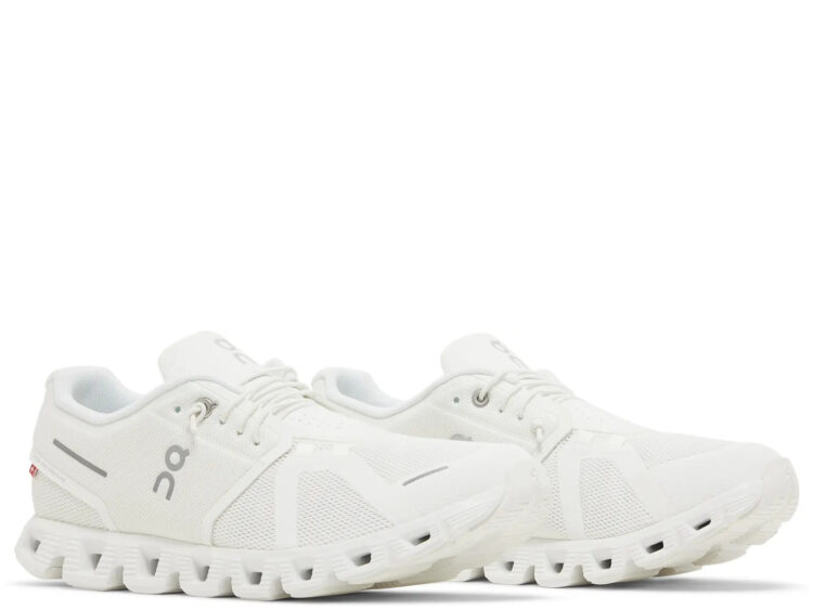 On Running Cloud 5 Undyed White