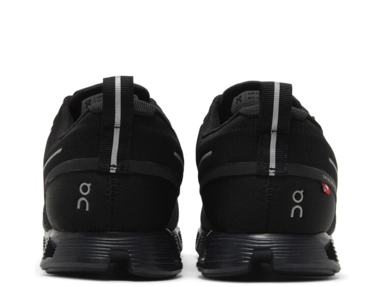 On Running Cloud 5 Waterproof All Black