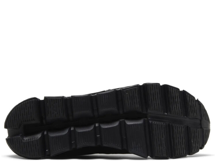 On Running Cloud 5 Waterproof All Black