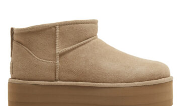 UGG Classic Ultra Mini Platform Boot Sand (W)