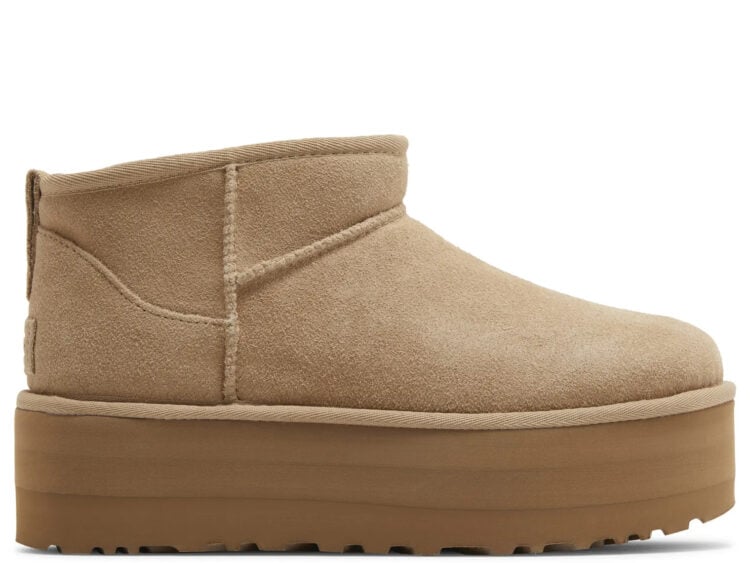 ugg classic ultra mini platform boot sand (w)