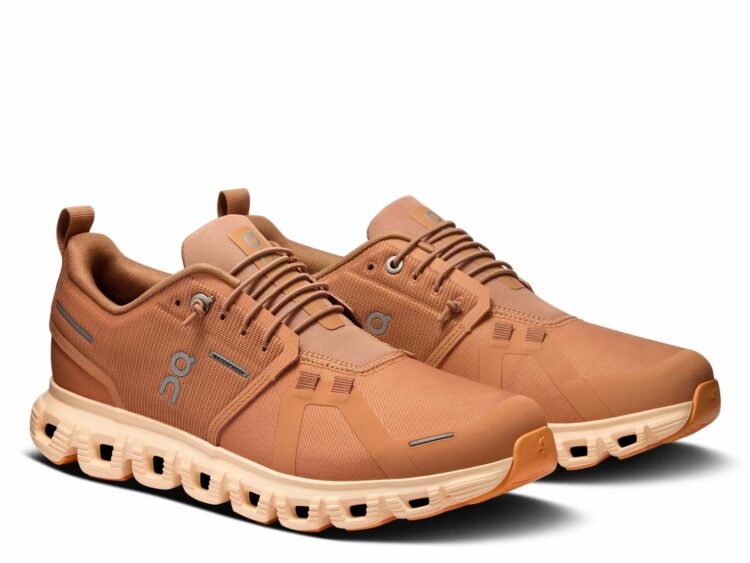 On Running Cloud 6 Waterproof Sandstone Blonde (W)