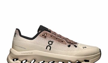 On Running Cloudtilt Clove Sand (W)