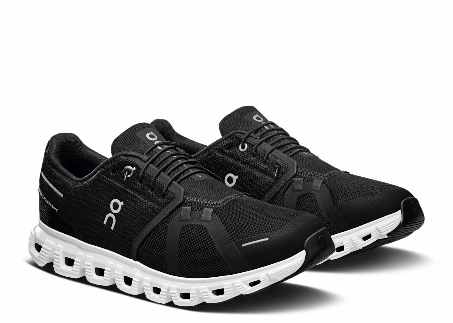 on running cloud 6 black white