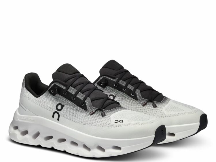 On Running Cloudtilt Black Ivory