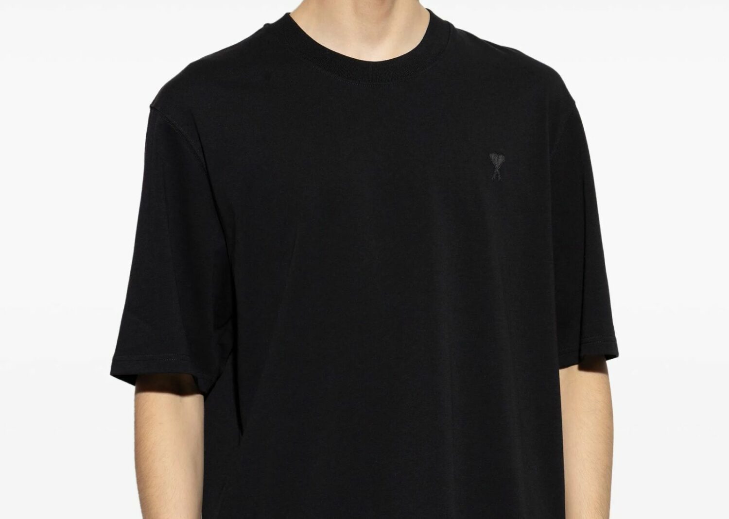 ami paris ami de coeur crew neck t shirt black2