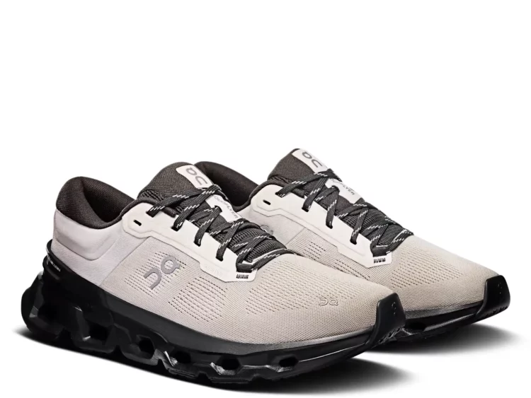 On Running Cloudflyer 5 Wolf Black