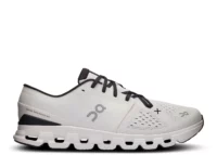 On Running Cloud X 4 Ivory Black