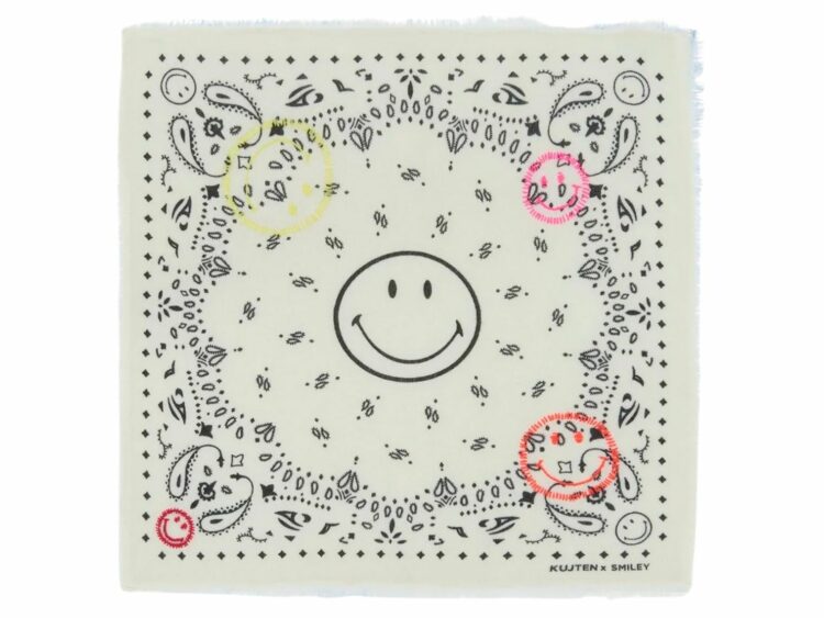kujten bandana hachi smiley brode white