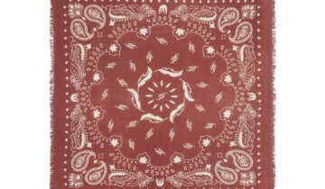Kujten Large Bandana Hachiko Feather Earth Burgundy