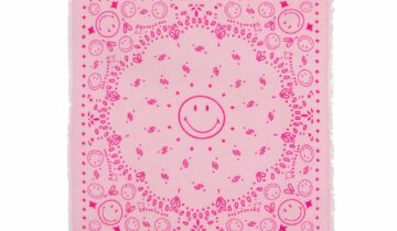 Kujten Large Bandana Hachiko Smiley Candy Pink