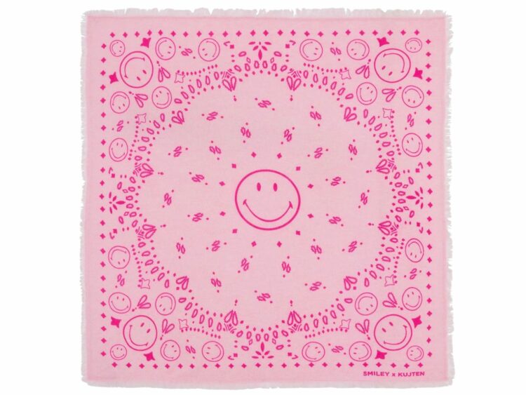 kujten large bandana hachiko smiley candy pink