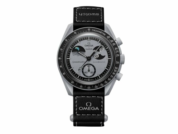 swatch x omega bioceramic mission to earthphase 1