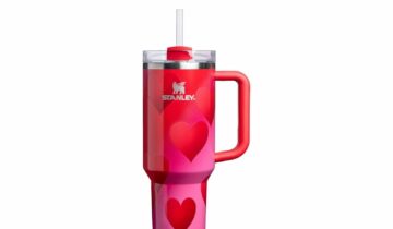 Stanley Target Exclusive Valentines Day Collection Flowstate Quencher 40oz Tumbler