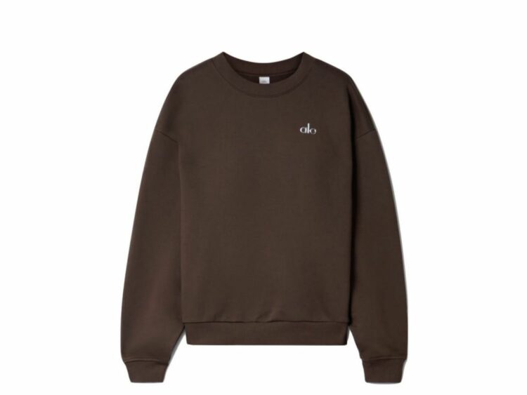 alo yoga accolade crew neck pullover espresso 1 1