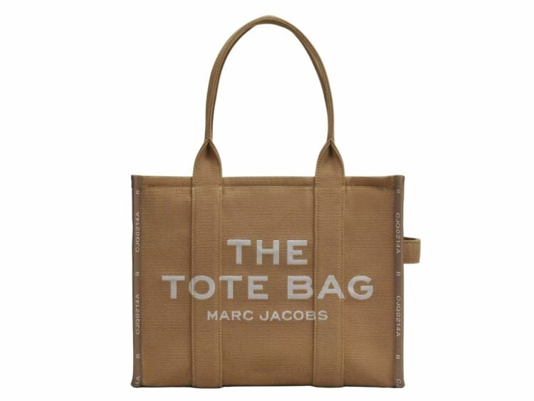 marc jacobs the large tote bag jacquard camel 1 1