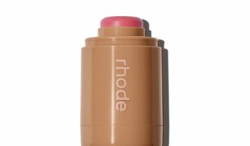 Rhode Pocket Blush Sprinkle