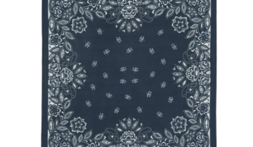 Kujten Large Bandana Helia Black