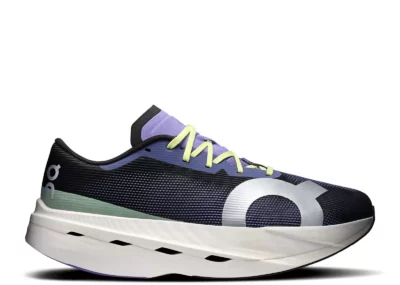 On Running Cloudboom Volt Black Juniper