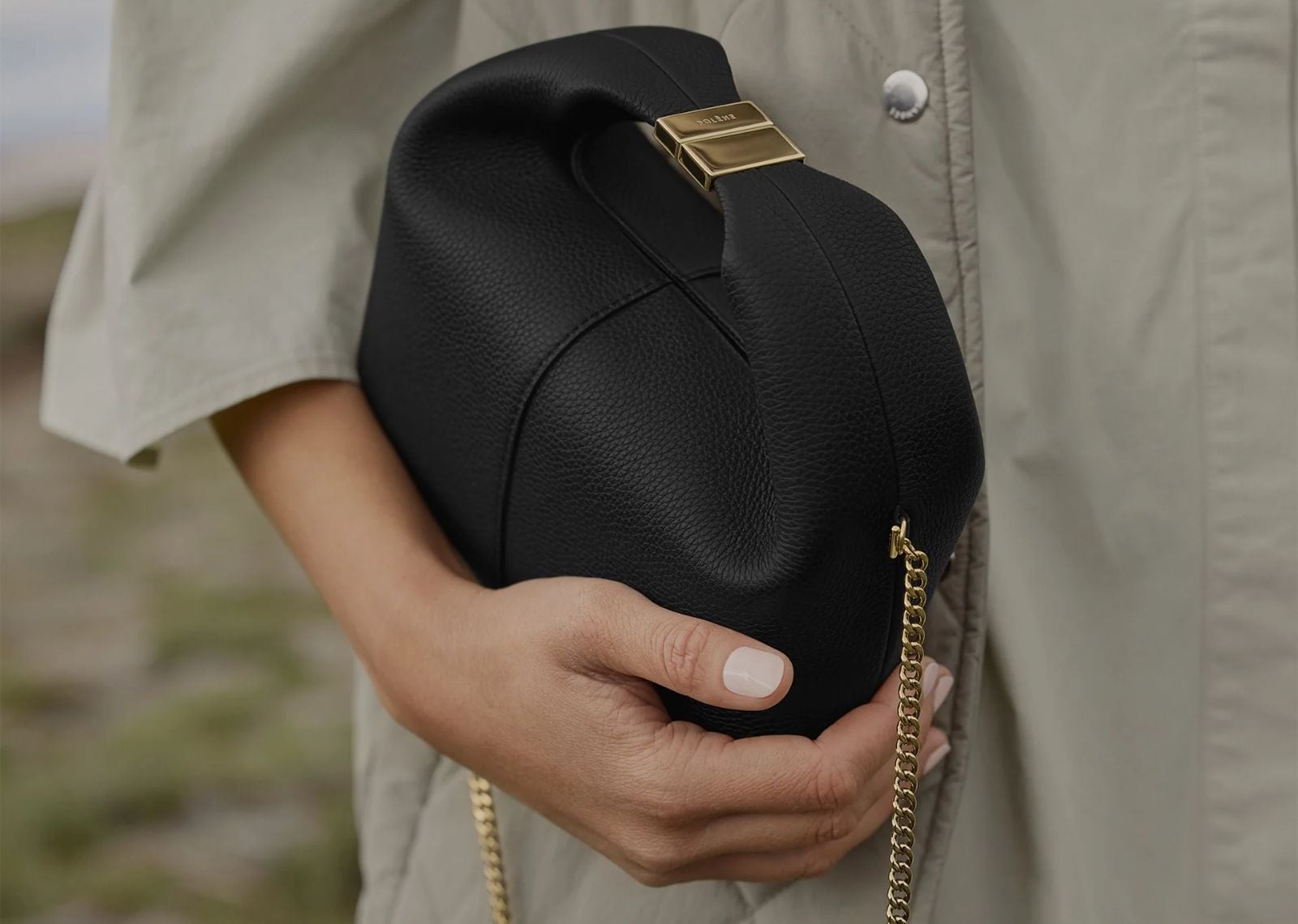 polene beri edition textured black chain 2 1